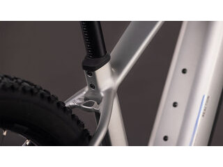 CUBE Reaction Hybrid One 600 click to zoom image