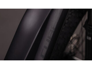 CUBE Reaction Hybrid Pro 800 click to zoom image