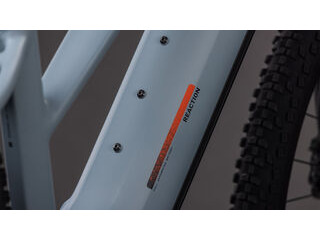 CUBE Reaction Hybrid Race 800 click to zoom image