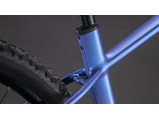 CUBE Reaction Hybrid One 800 click to zoom image