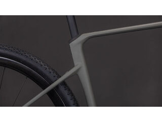 CUBE Nuroad C:62 Ex click to zoom image