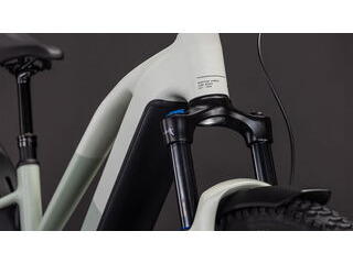 CUBE Reaction Hybrid Pro 800 Fe click to zoom image