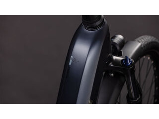 CUBE Touring Hybrid One 600 click to zoom image